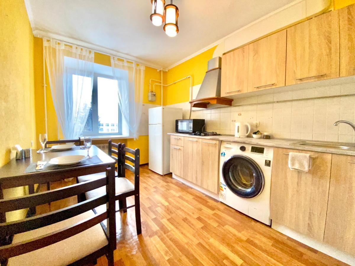 Apartpoltava Центр Полтави, Простора Та Зручна Квартира Біля Пует, 2-Окремі Кімнати, Звітна Документація Для Відрядження Eksteriør billede